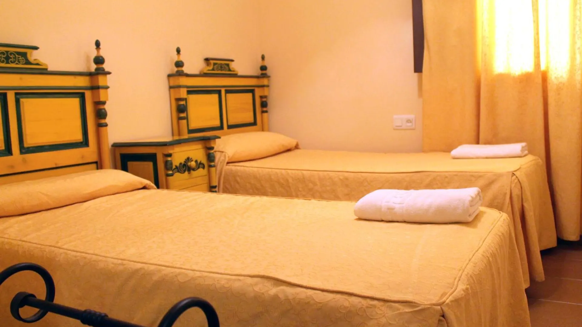 Casa Palacio De Los Leones إل بويرتو دي سانتا ماريا 0*,  إسبانيا